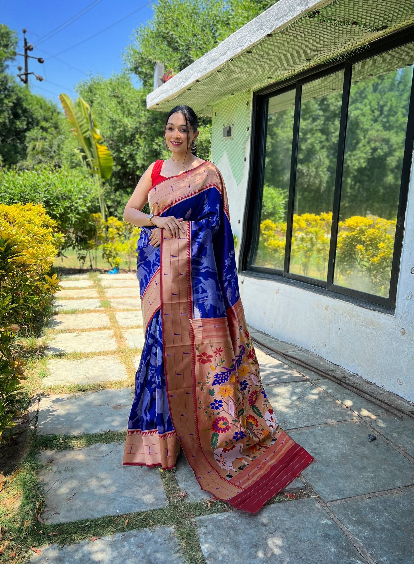 Elegant Paithani Silk Saree with Rich Zari Work & Contrast Blouse