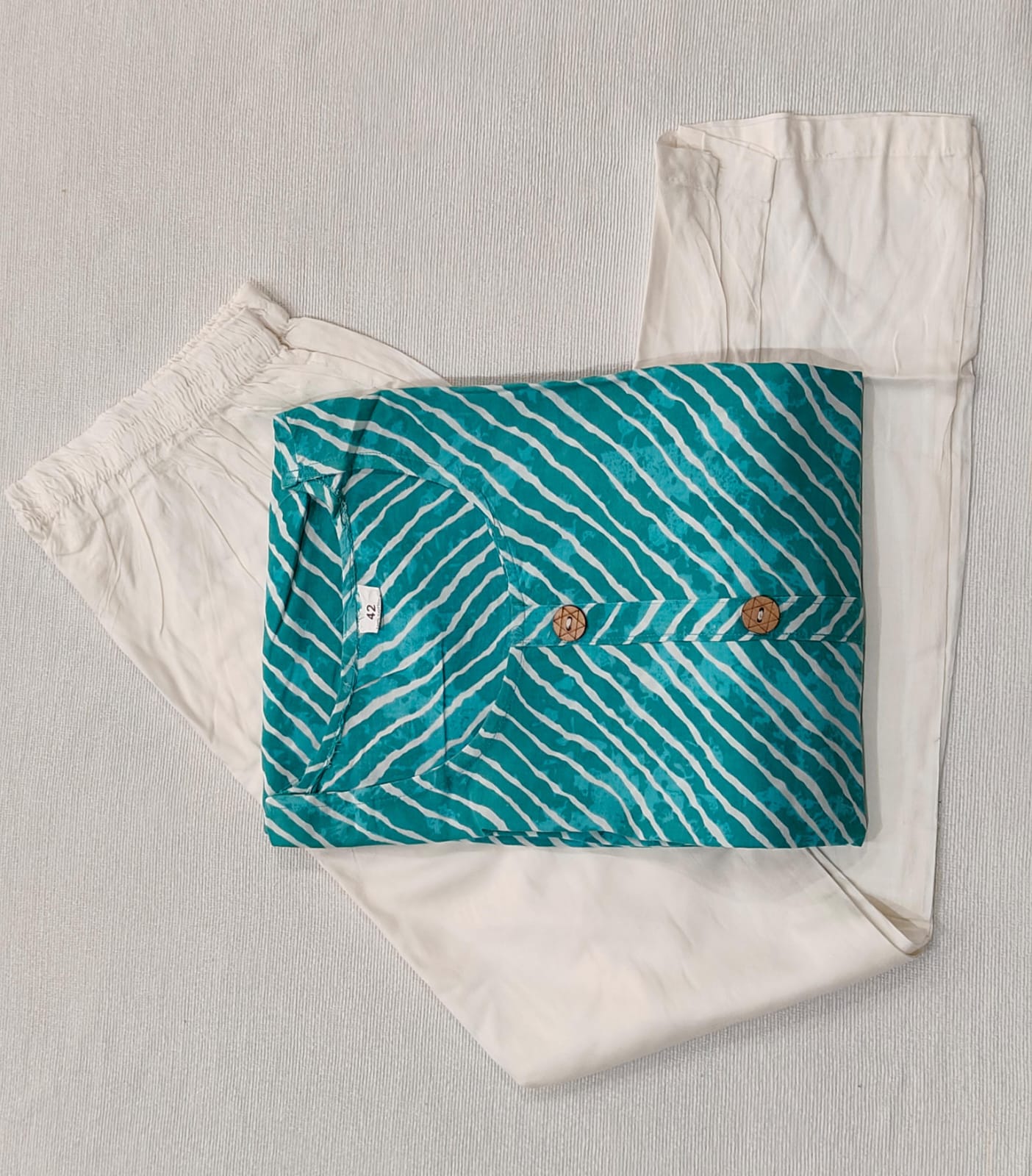 REYON KURTI WITH MATCHING PANT SETS