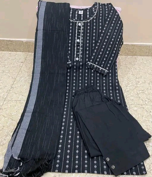 AAKARSHAK Cotton kurti pant with dupatta
