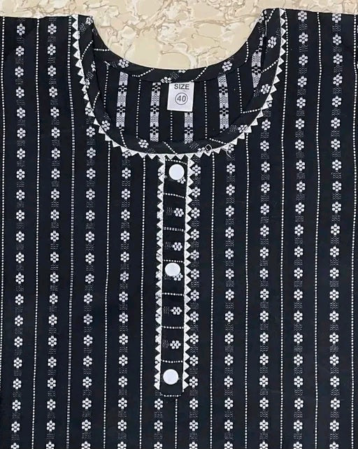 AAKARSHAK Cotton kurti pant with dupatta