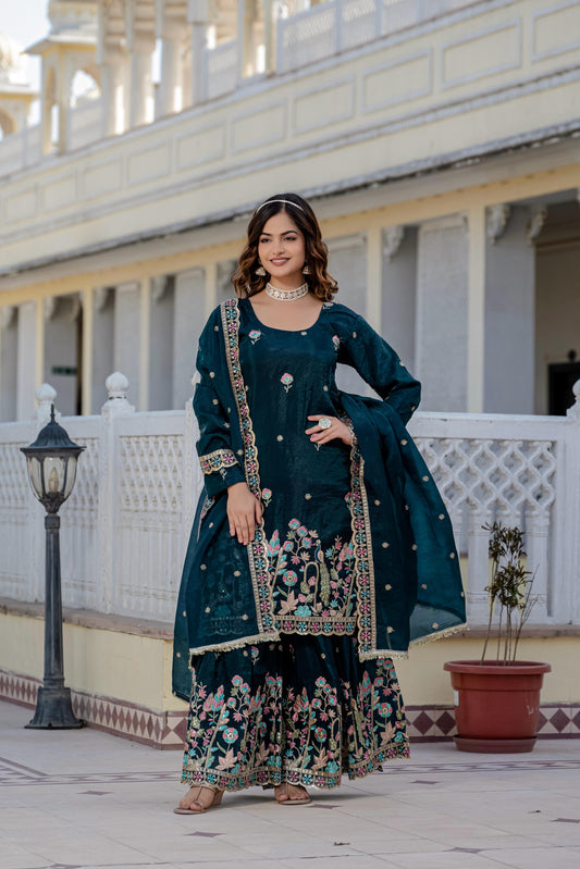 ✨ Exclusive 3-Piece Set: Kurti, Palazzo & Dupatta ✨
